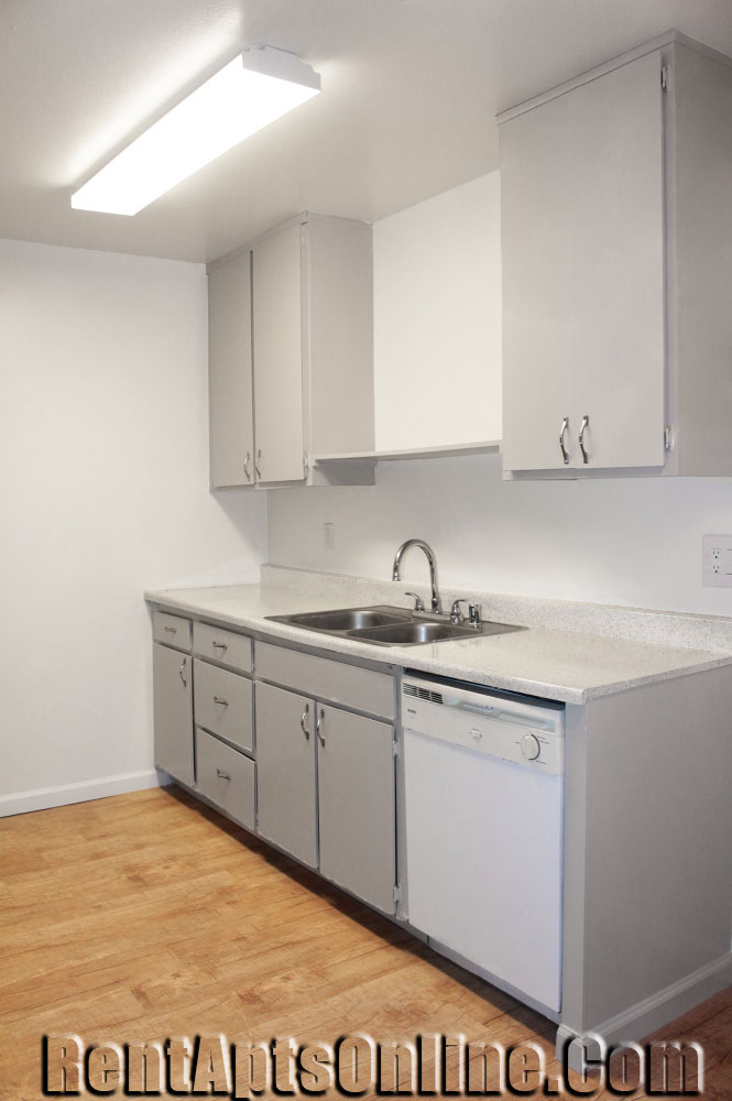 Take a tour today and view Interiors 2 for yourself at the Parc Mountain View Apartments