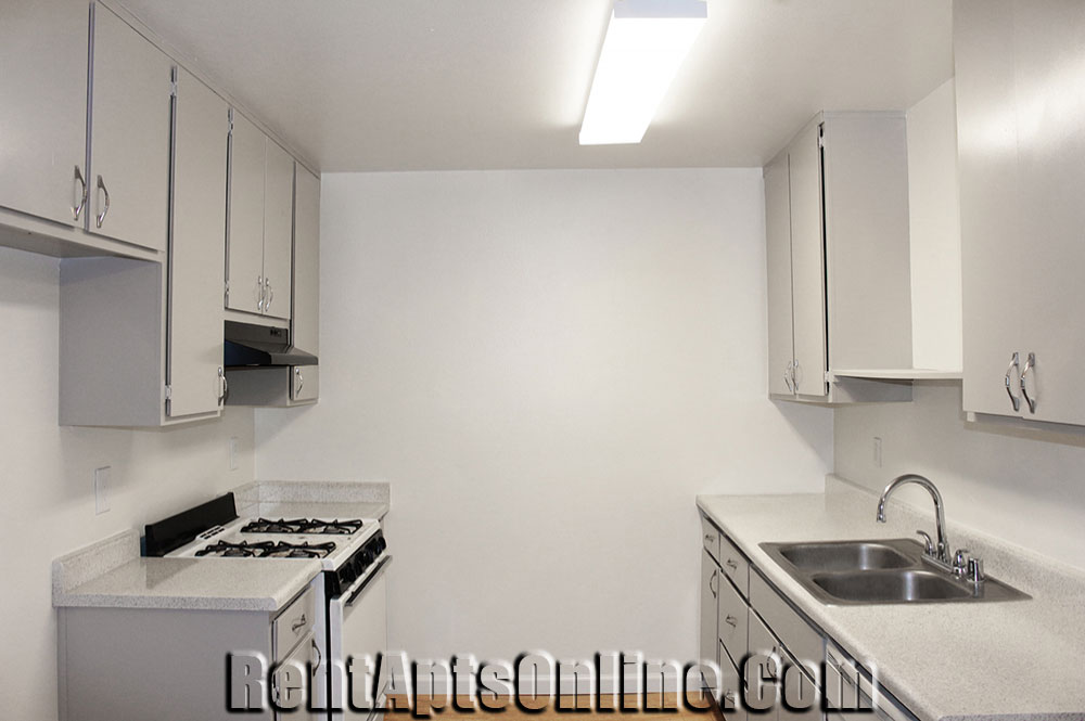 Take a tour today and view Interiors 11 for yourself at the Parc Mountain View Apartments